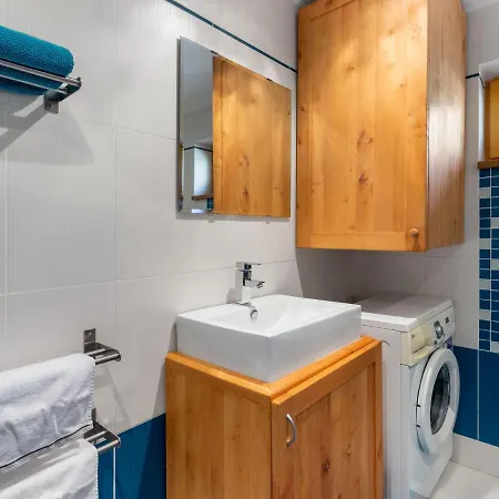 Bila Retreat With Pool By Interhome *