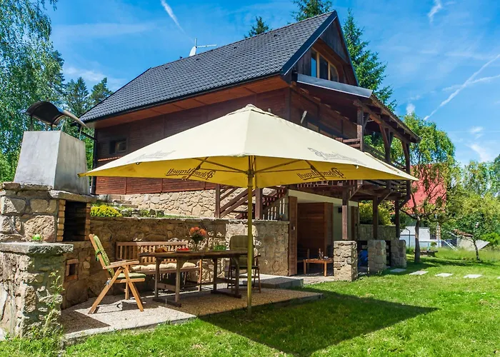 Semesterbostad Bila Retreat With Pool By Interhome